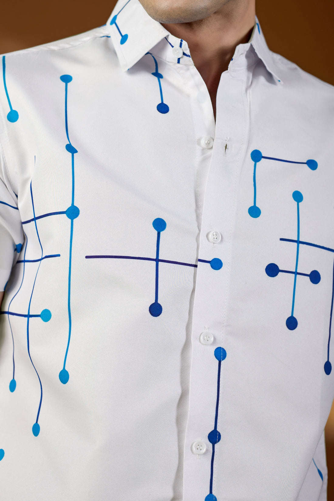 KEENLINE Men’s White Abstract Geometric Print Short Sleeve Shirt – Slim Fit Casual Wear
